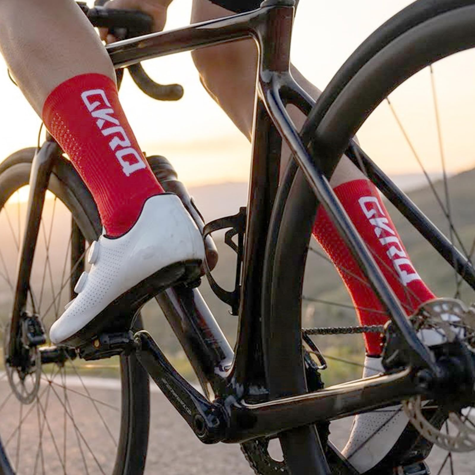 Calcetines de Ciclismo, Pack de 4 Pares, Transpirables con Compresión, Unisex Hombres Mujer Calcetines bicicleta hombre Mtb calcetines crossfit hombre running para correr futbol
