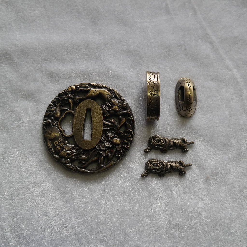 Boyu JAPANESE SAMURAI SWORD KOSHIRAE – TSUBA FUCHI KASHIRA MENUKI HJ49-HJ67 (HJ54, 3.14in-3.54in, 2.75in-3.14in,)