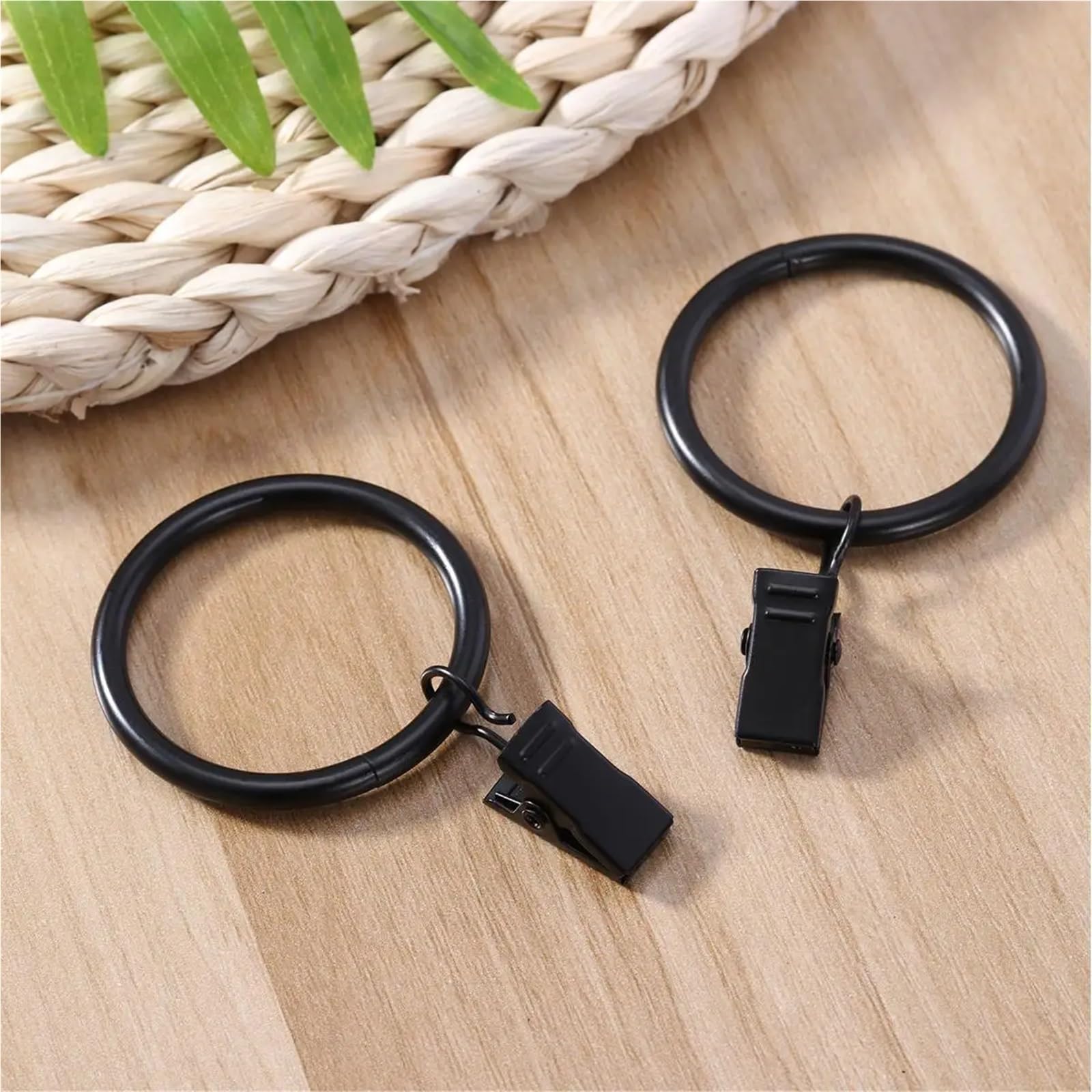 Anneaux de rideaux, Anneaux de rideau avec Clips, 200 pièces, crochets draperie plaqués chrome noir for un glissement en douceur, quincaillerie