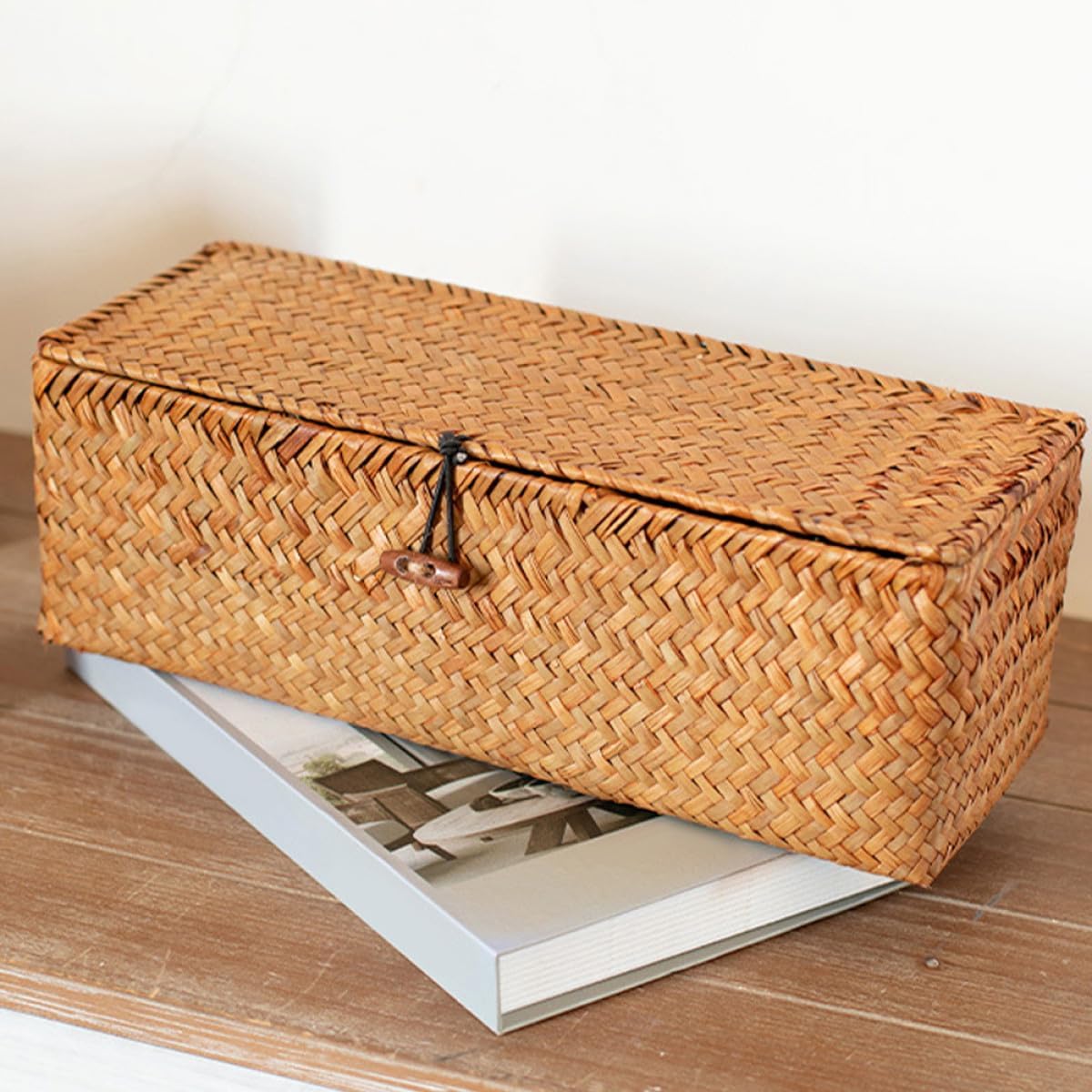 Woven Tea Organizer Basket with Lid, 3-compartment Straw Storage Box for Countertop Coffee Bar and Desktop, Natural Braided Shelf Basket for Sugar Packets and Tea Bag Holder