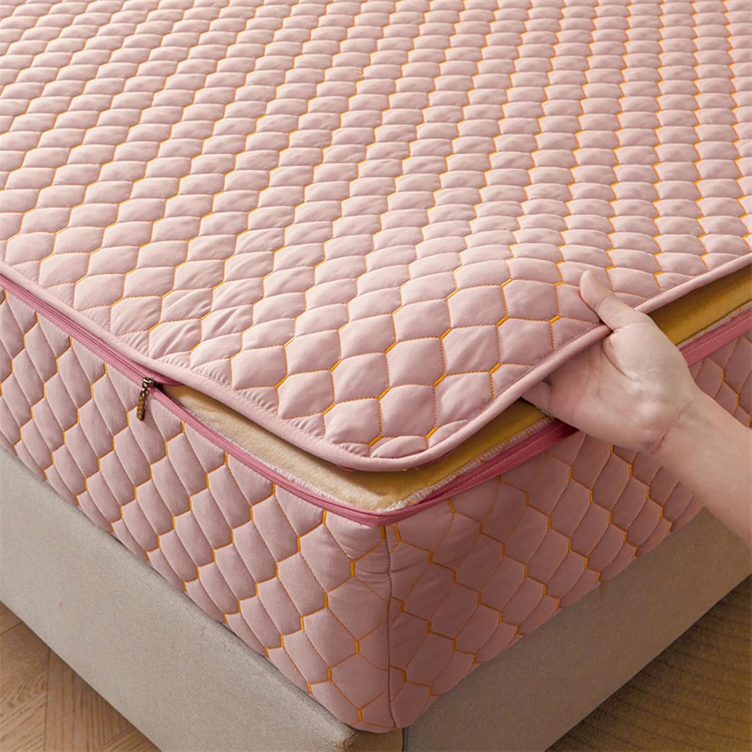 TYYUETY Full zip cover Breathable dustproof washable fitted sheet Customizable size Waterproof quilted mattress protector for single/double/king size beds-Pink- 150x190+22cm