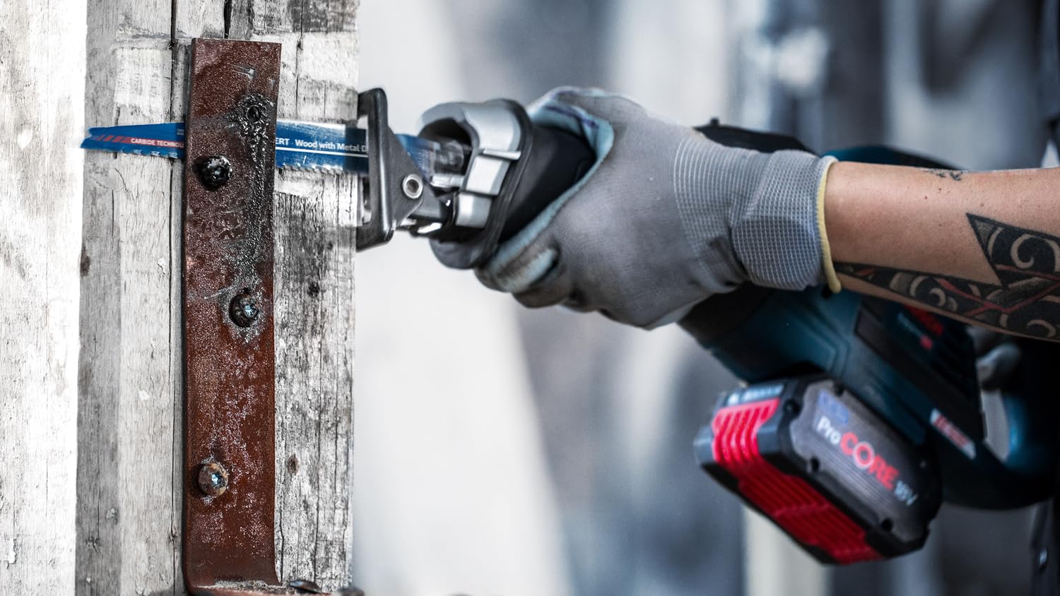 Bosch Professional 1x Hoja de sierra sable Expert `Wood with Metal Demolition` S 1167 XHM (para Madera con metal duro, Longitud 225 mm, accesorios Sierra sable)