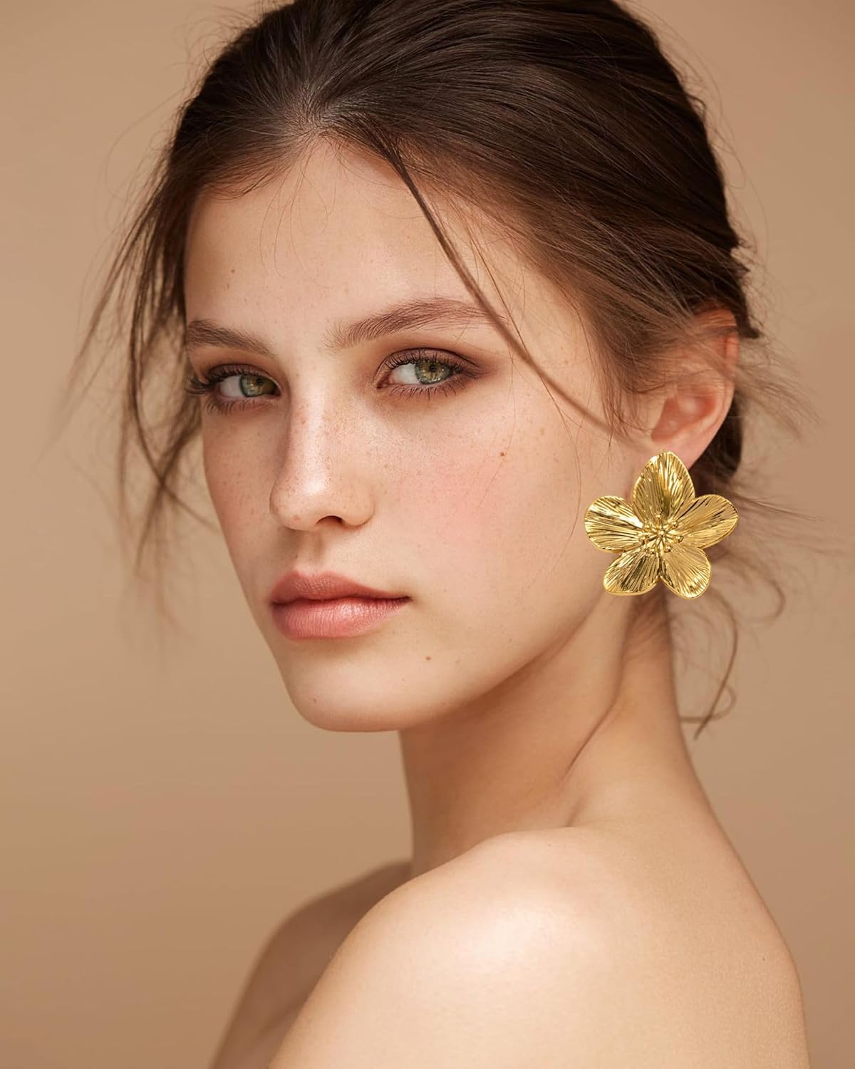 4 Pairs Gold Flower Earrings for Women Large Gold Flower Stud Earrings Flower Statement Earrings Chunky Gold Floral Earrings Exaggerated Flower Dangle Earrings Jewelry Gift - Image 7