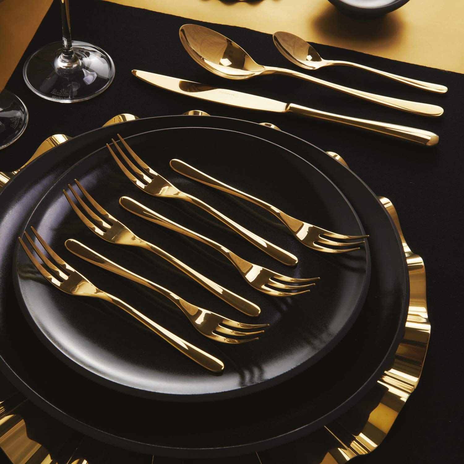 Sambonet - TASTE Tafelbesteck Set für 12 Personen, 60-teilig aus Edelstahl PVD-Finish, spülmaschinenfest, gold