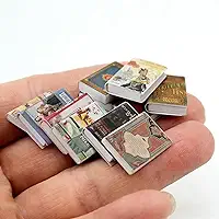 Coleção de estatuetas de livros em miniatura: Escultura de livros empilhados do tamanho de um polegar de 10 peças - Arte de capa vintage complexa, ideal para estilo de estante, adereços de cena de