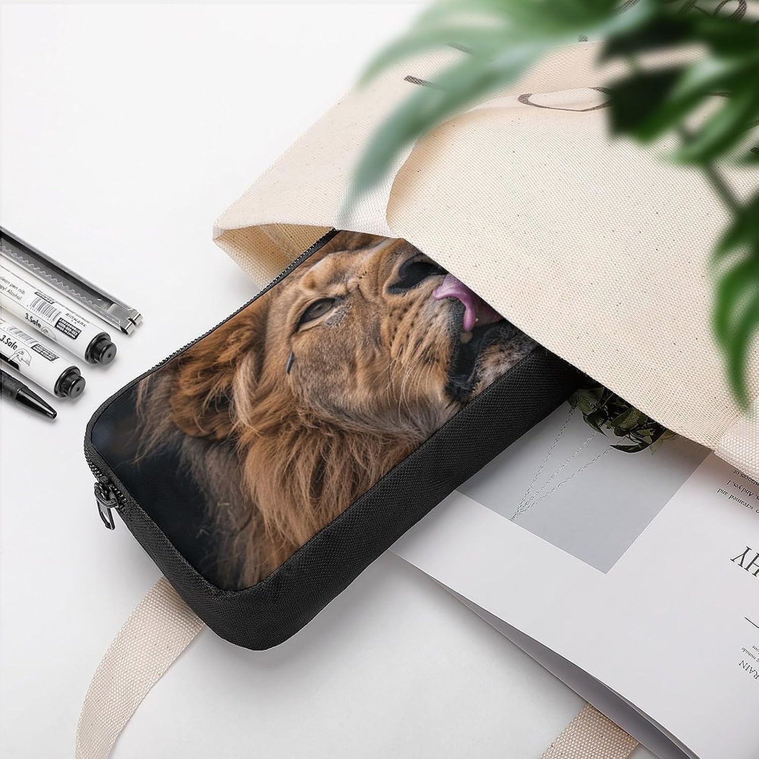 Lightweight Lion Animal Pen Pouch with Metal Zipper image 5