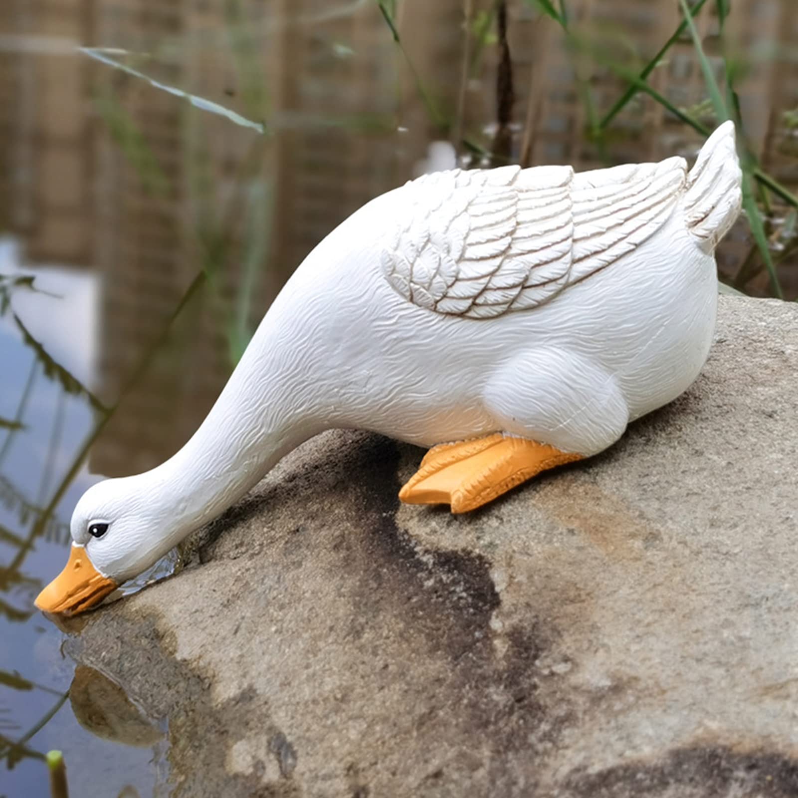 Drinking Duck Statue Resin Cute, Simulation Animal Sculpture Garden Ornament for Lawn Yard Decor, Handicraft Outdoor, Playful Water Duck Figurine for Pond Patio