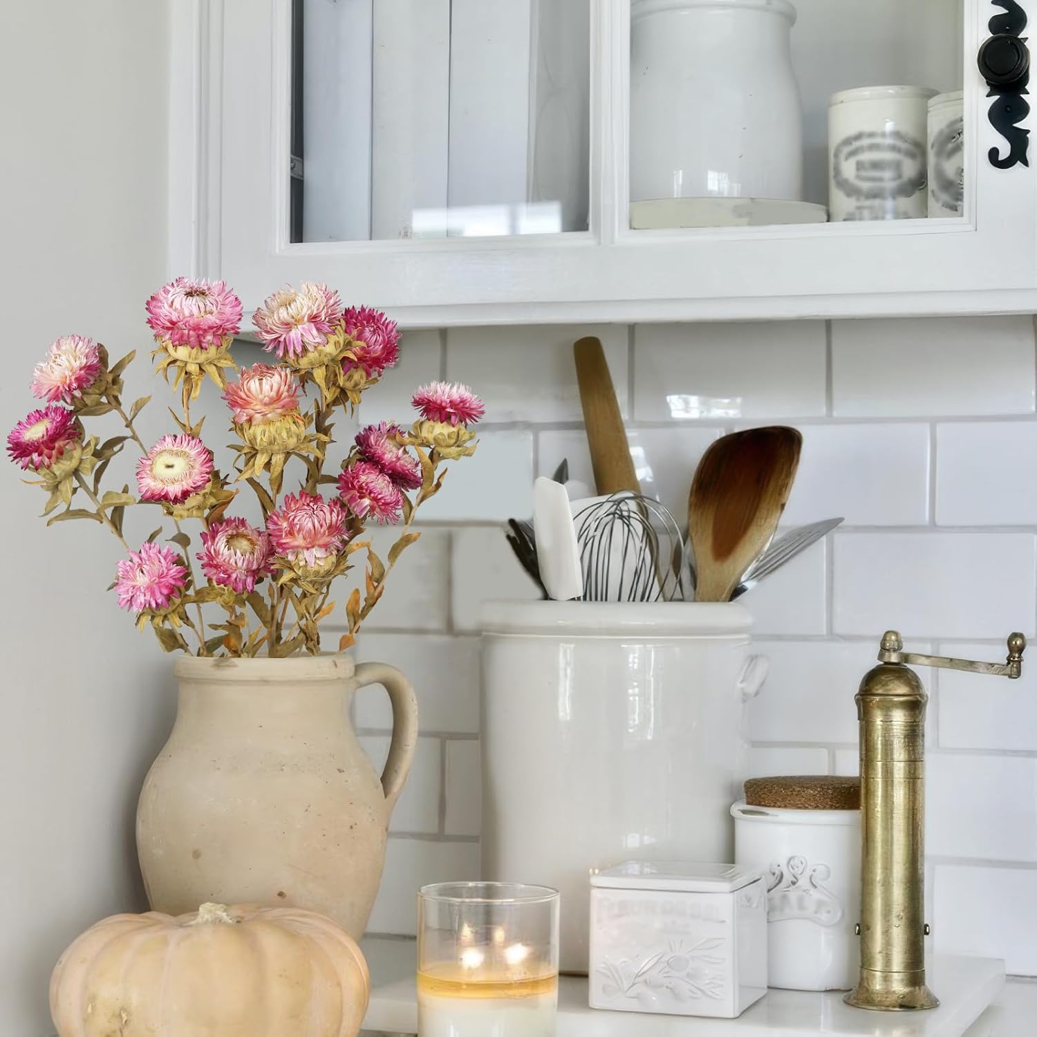 13 Pcs Natural Dried Daisy Flowers Bouquet Dried Flower Pink Daisies with Leaves Dried Sunflowers Chrysanthemum with Stem for Wedding Farmhouse Table Vase Decor Home DIY Flower Arrangement - Image 6