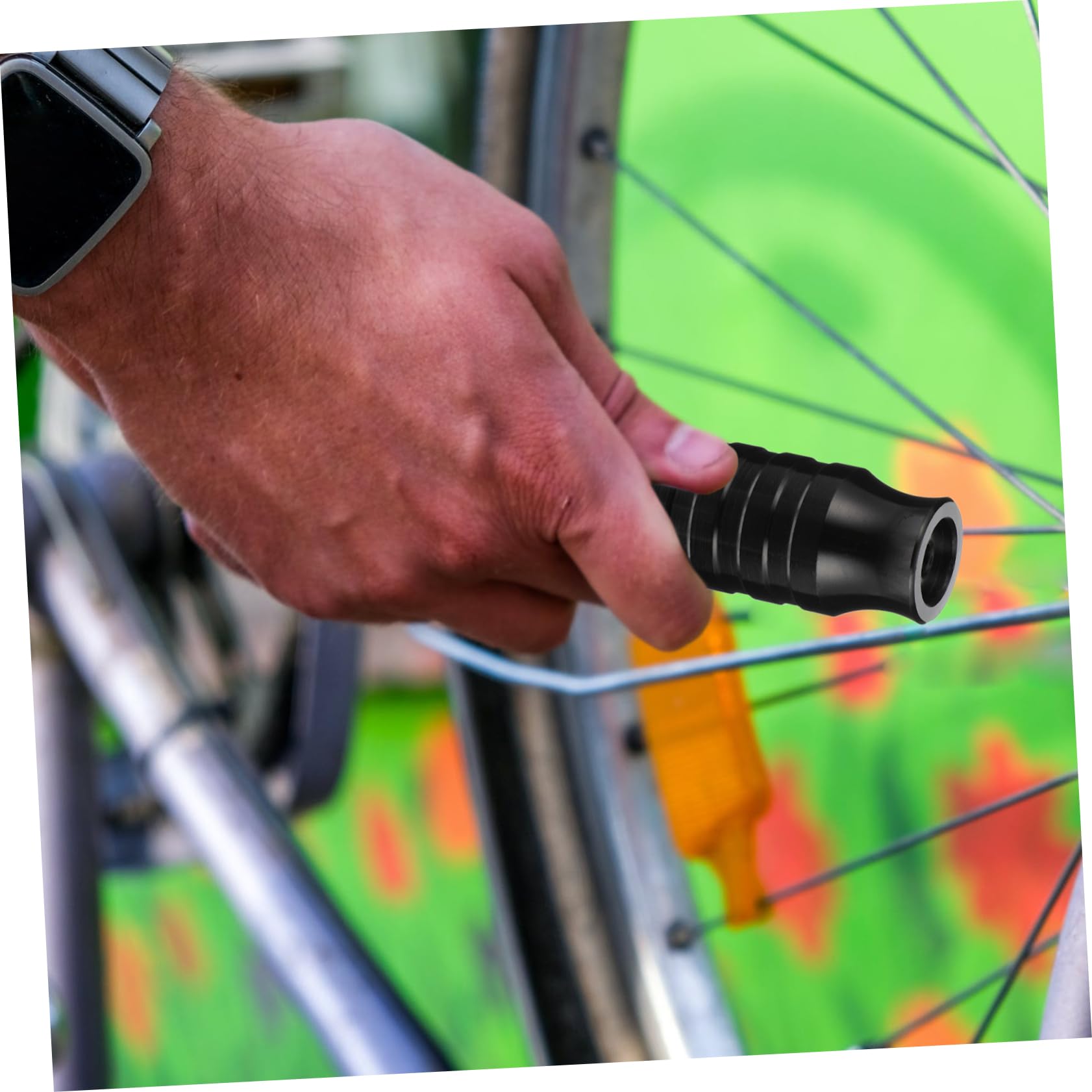 Happyyami 2Pcs Aluminum Alloy Bike Light Hub Quick Release Holder Base for Quick Release Bikes Durable and Compact Design for Cycling Enthusiasts