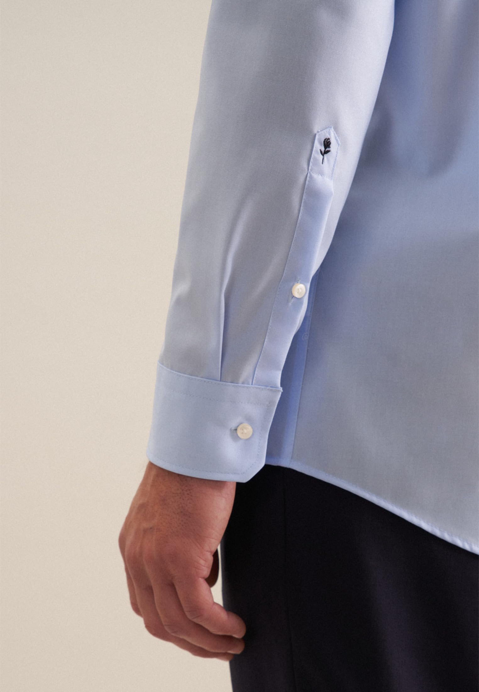 Seidensticker Camicia Business Tailored Fit da Uomo con Collo Kent, a maniche lunghe