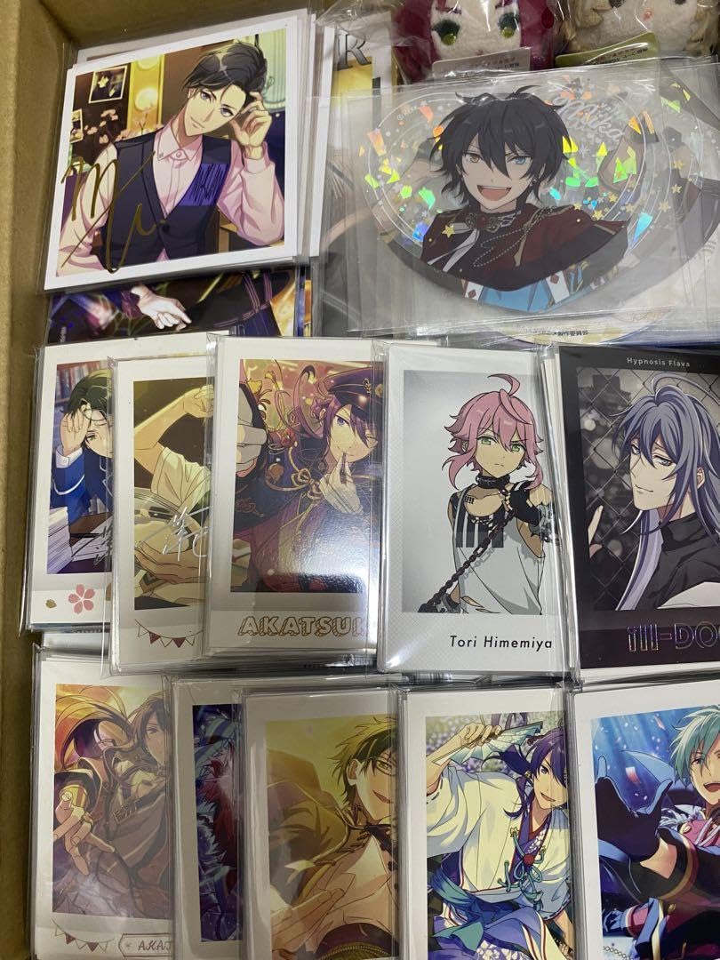 Amazon.co.jp: 500点以上 女性向け アニメ、ゲームグッズ 大量 まとめ  