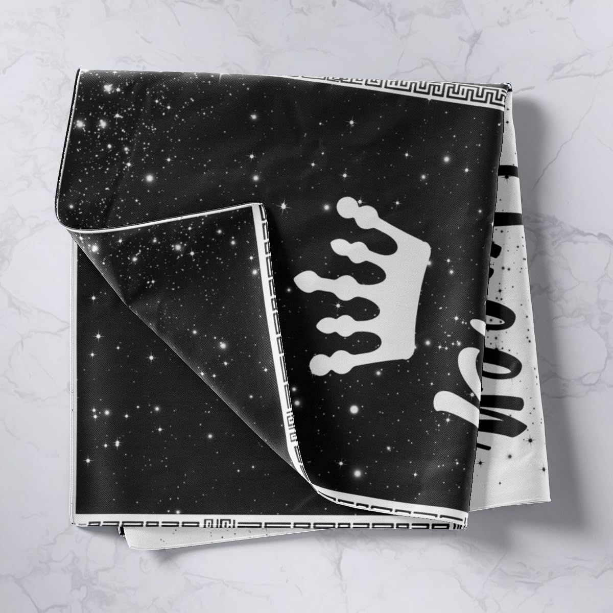 jejeloiu Crown Pattern Tapestry King and Queen Printed Wall Blanket for Kids Teens Modern Wall Hanging Abstract Art Black White Wall Art Room Decor Bedroom Small 51"x59"