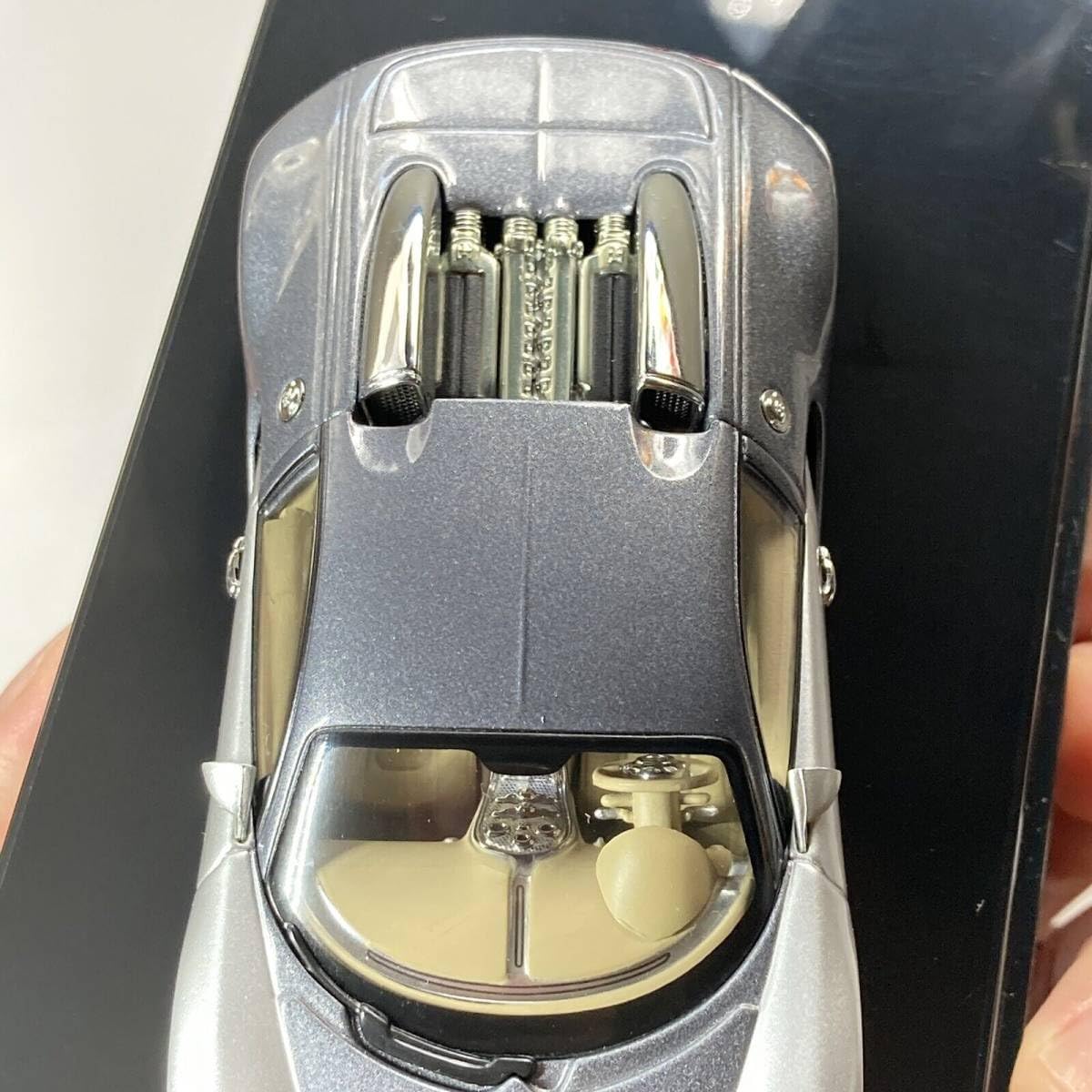 Amazon.co.jp: 1/43 オートアート ブガッティ ヴェイロン EB 16.4