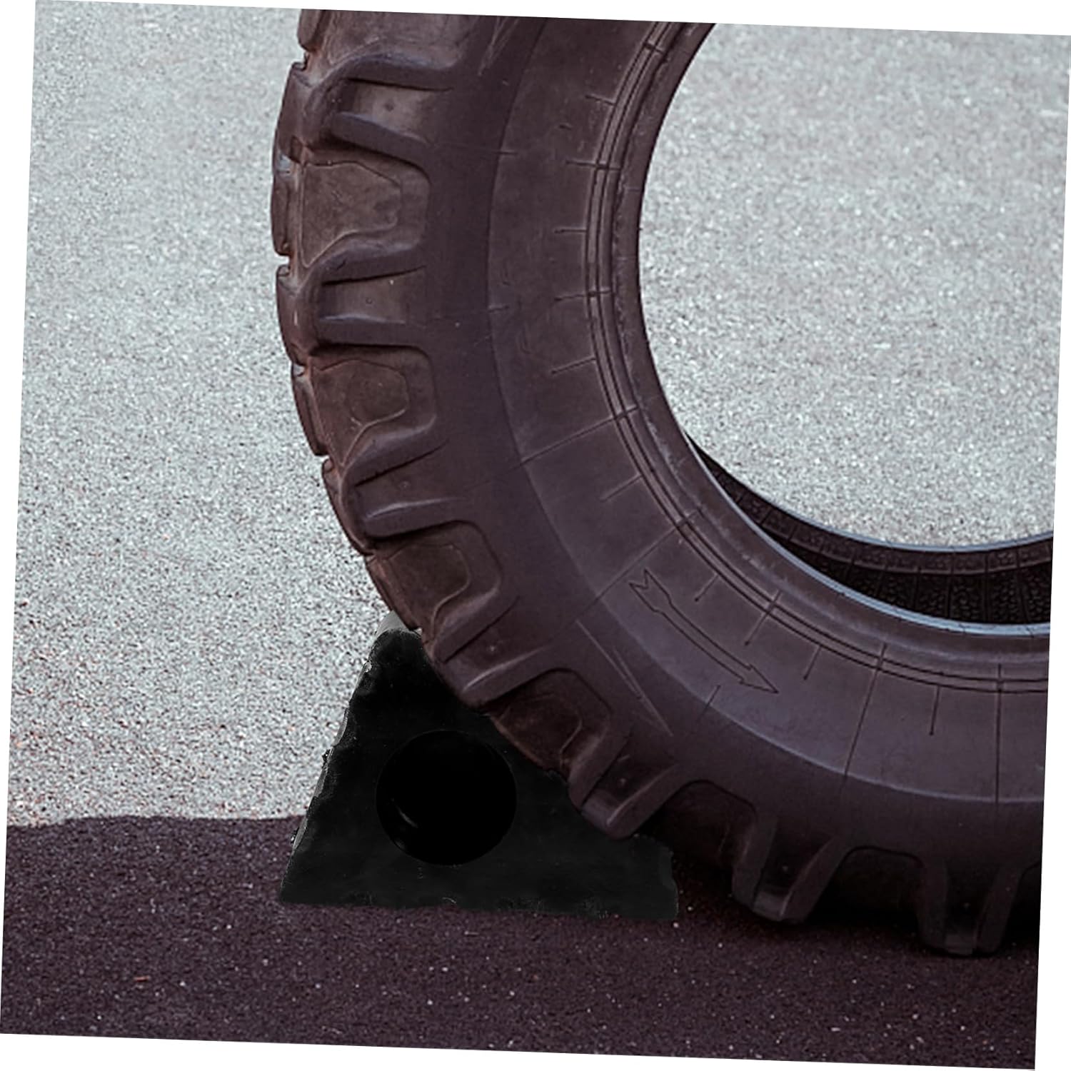 Rv Wheel Chock Rubber Stabilizer for Trailers and Motorcycles Portable - Design for Safe Parking and Vehicle Maintenance