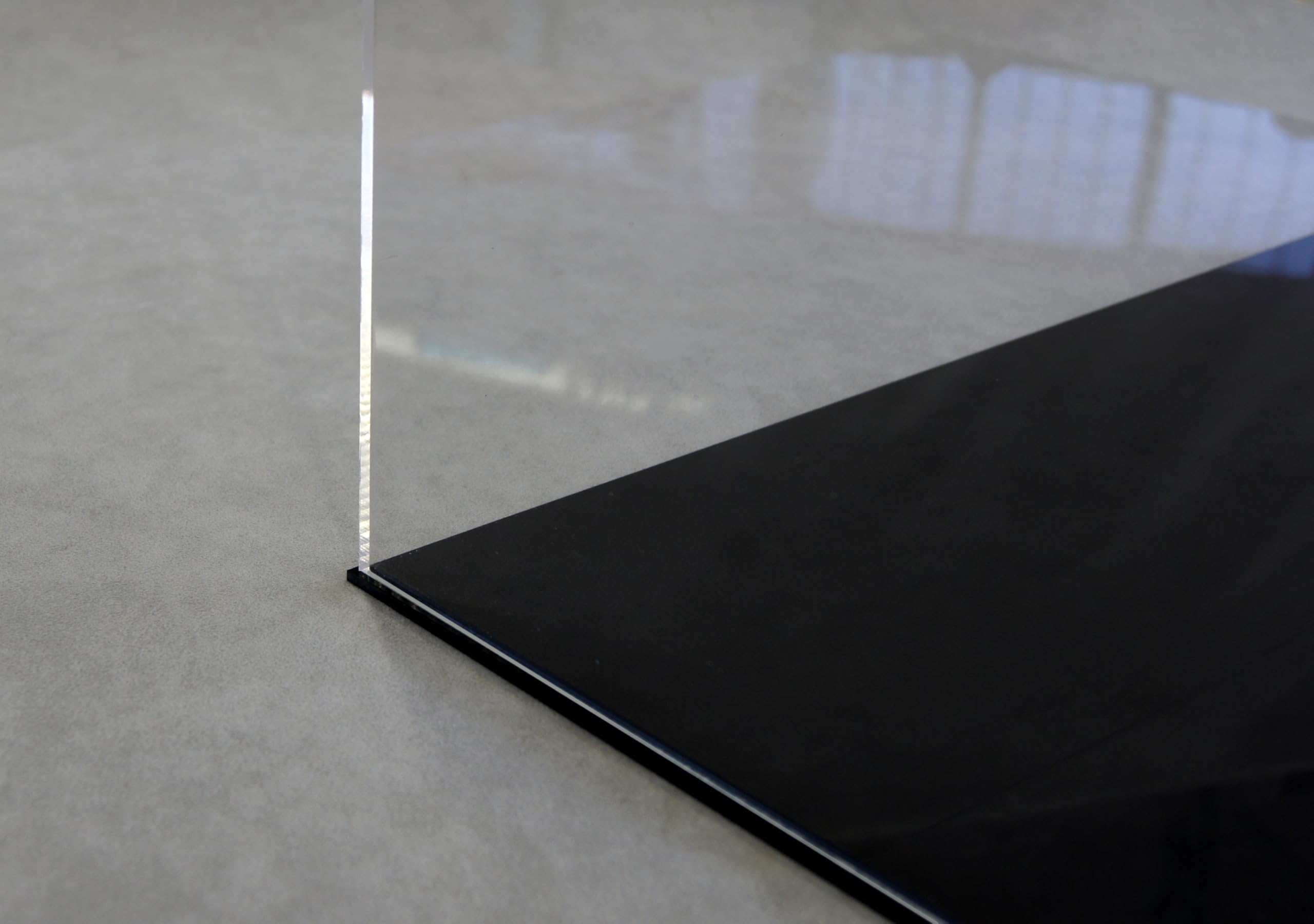 ORUS - Teca con base nera 60 x 30 x 20h cm.