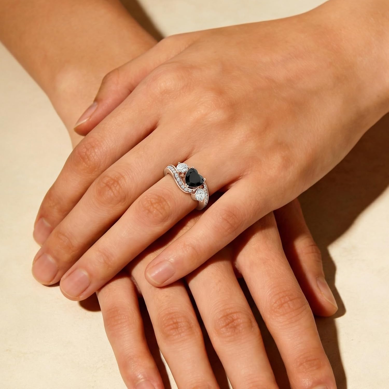 10K 14K 18K Solid Gold Classic 1.5 ct Heart Cut Black Onyx Engagement Wedding Statement Ring with Moissanite Diamonds Jewelry Rings Size US 5-15 （Gifts Box