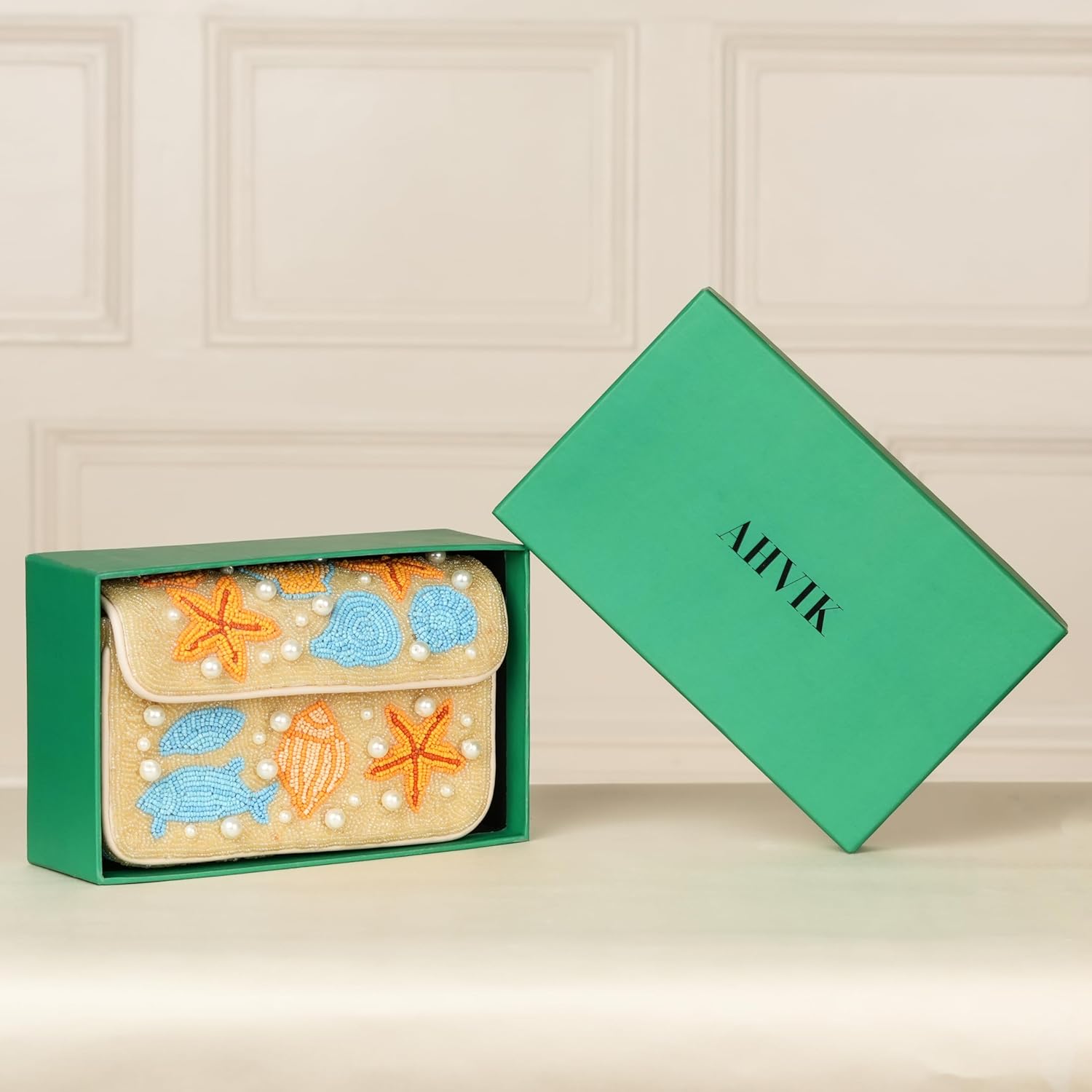 Indian Shelf Premium Handcrafted Beach Beaded Bags for Women, Girls - Women Evening Purse Seashell & Starfish Pattern Beach Theme (with Box) - Image 2