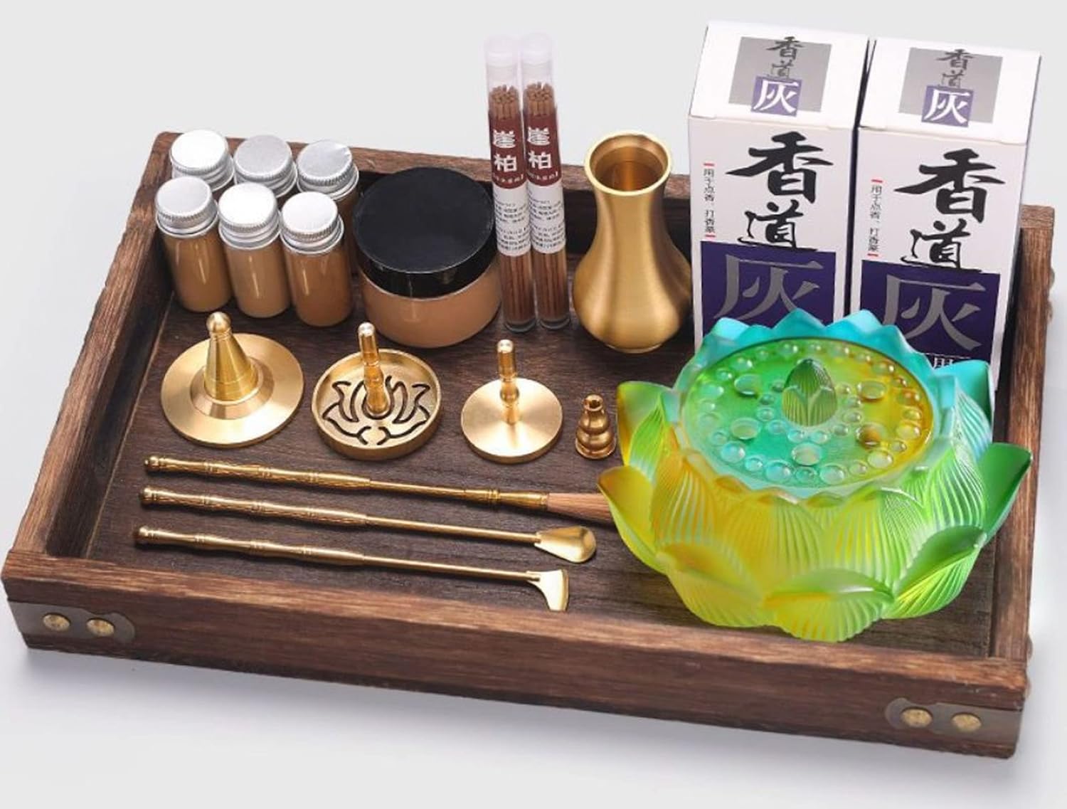 銅器 香炉 四神獣四方来財聚宝盆香炉 仏堂供養炉 装飾品 工芸品 置物 銅器 香炉 四神獣四方来財聚宝盆香炉 仏堂供養炉 装飾品 工芸品 置物