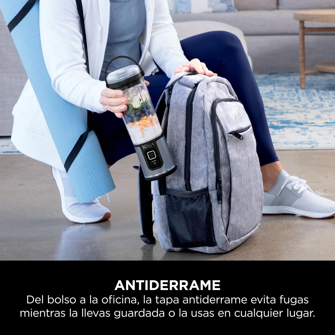 Ninja Blast Batidora portátil, Vaso de 530 ml con tapa antigoteo y boquilla para sorber, Minibatidora sin cable, recargable, smoothies, batidos de proteínas, pica hielo y frutas congeladas, BC151EUBK