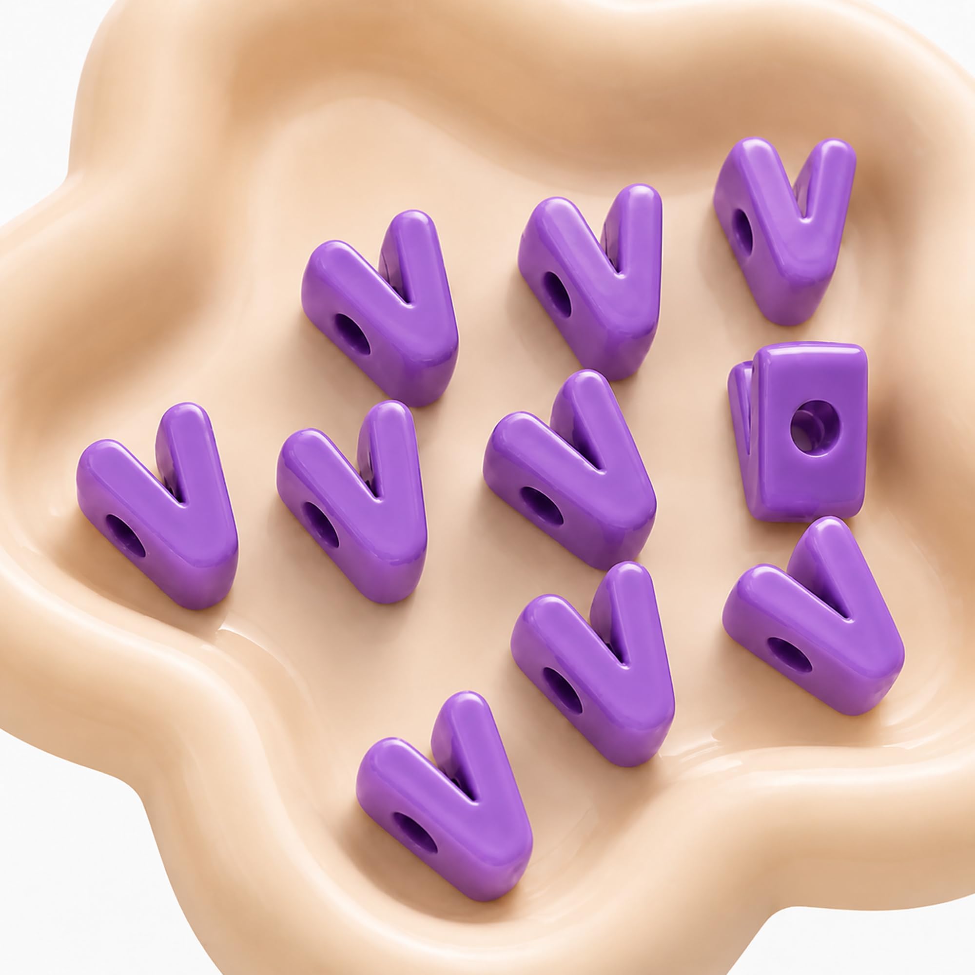Letter Beads, 10pcs Alphabet Beads, Large Acrylic Letter Beads with 6mm Holes for Bracelet Making, Jewellery, Keyrings and Craft Projects (Purple, Letter V)