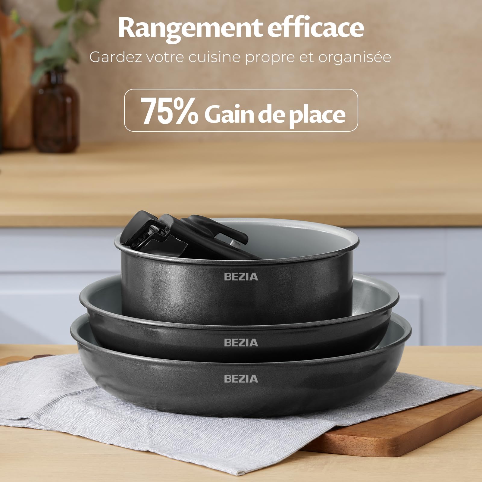 BEZIA Poêle en céramique avec poignée amovible – Set de 9 casseroles à induction antiadhésives avec couvercle, pour tous les types de cuisinières, casseroles empilables, passent au four et au