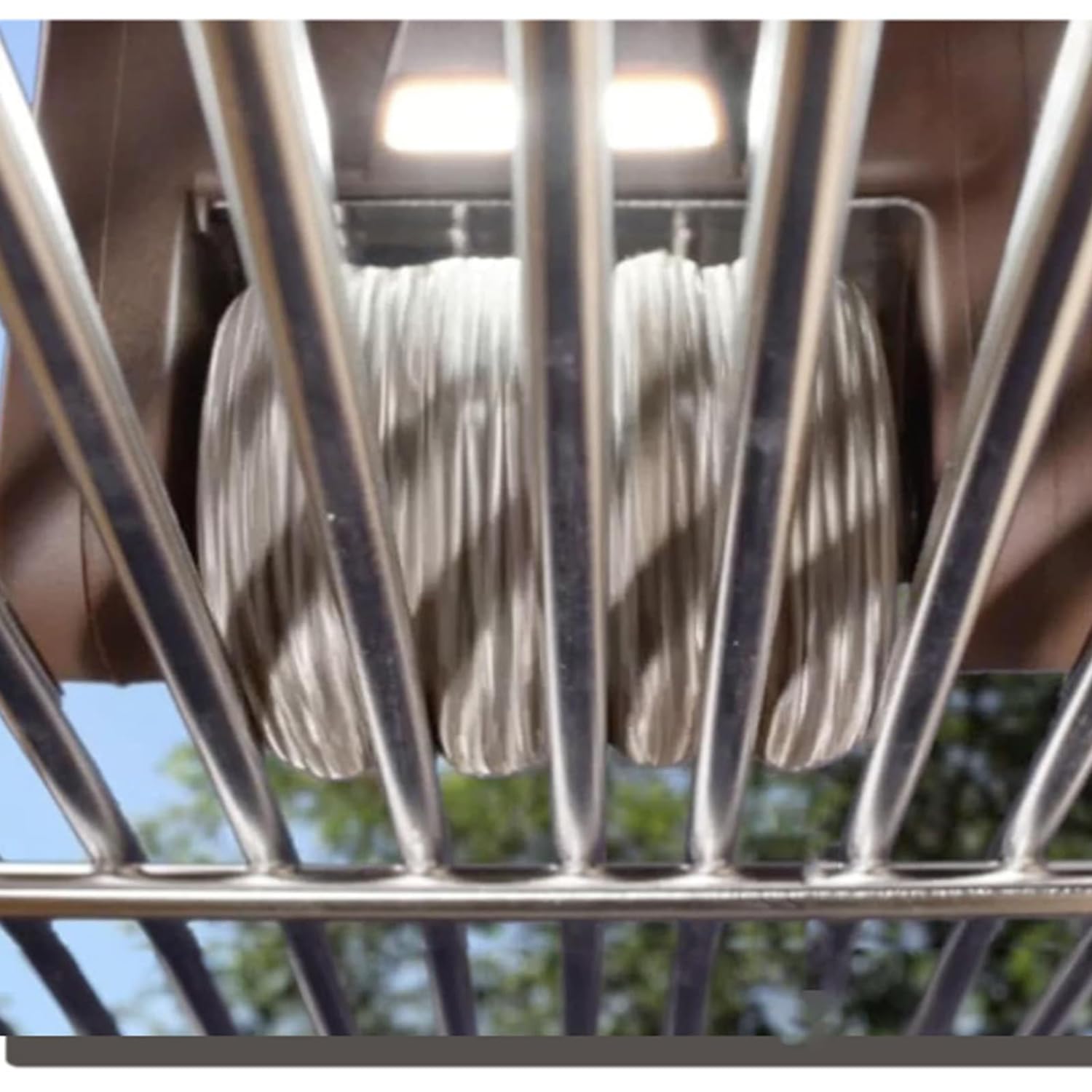 Cepillo eléctrico para parrilla, herramienta de limpieza giratoria de acero inoxidable recargable con luz LED para barbacoas al aire libre, cocina y baño