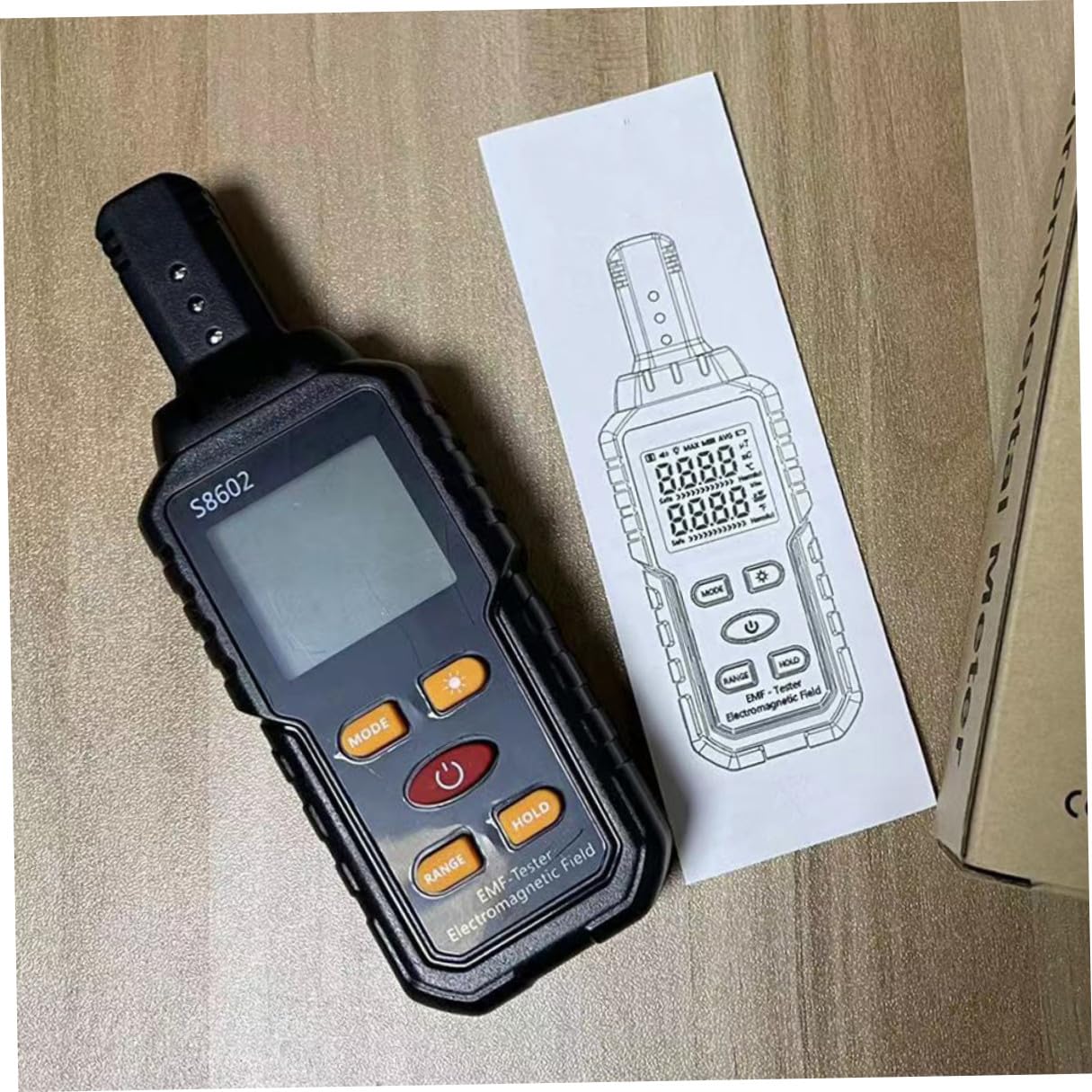 Sosoport Misuratore Emf per Campi Elettromagnetici Rivelatore di Campo Magnetico Digitale Portatile per Uso Domestico e Industriale per Testare Tv Forni Microonde Frigoriferi e Computer