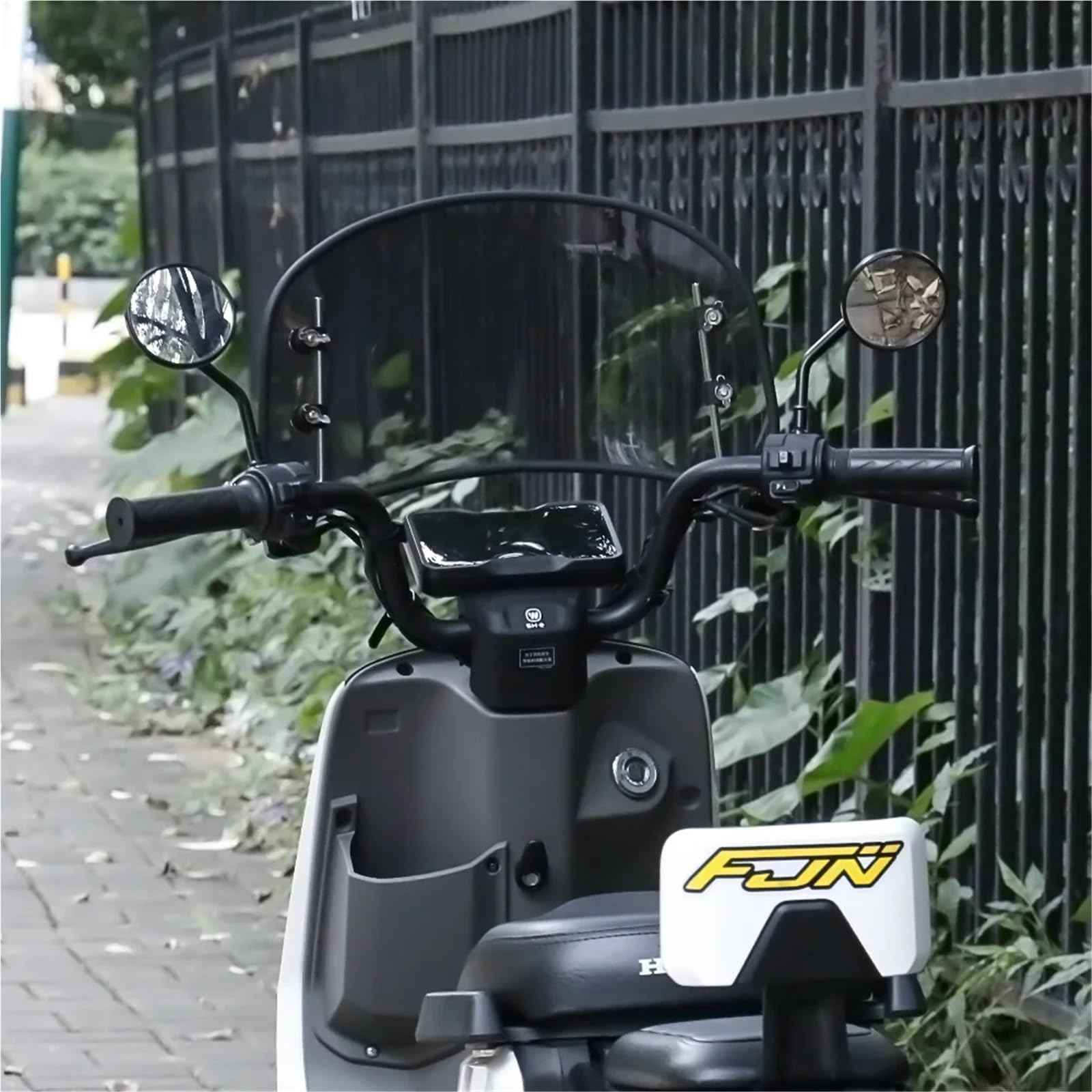 Szyba motocyklowa Uniwersalna szyba skutera Deflektor wiatru Ekran przednia Spoiler powietrza Szyby motocyklowe