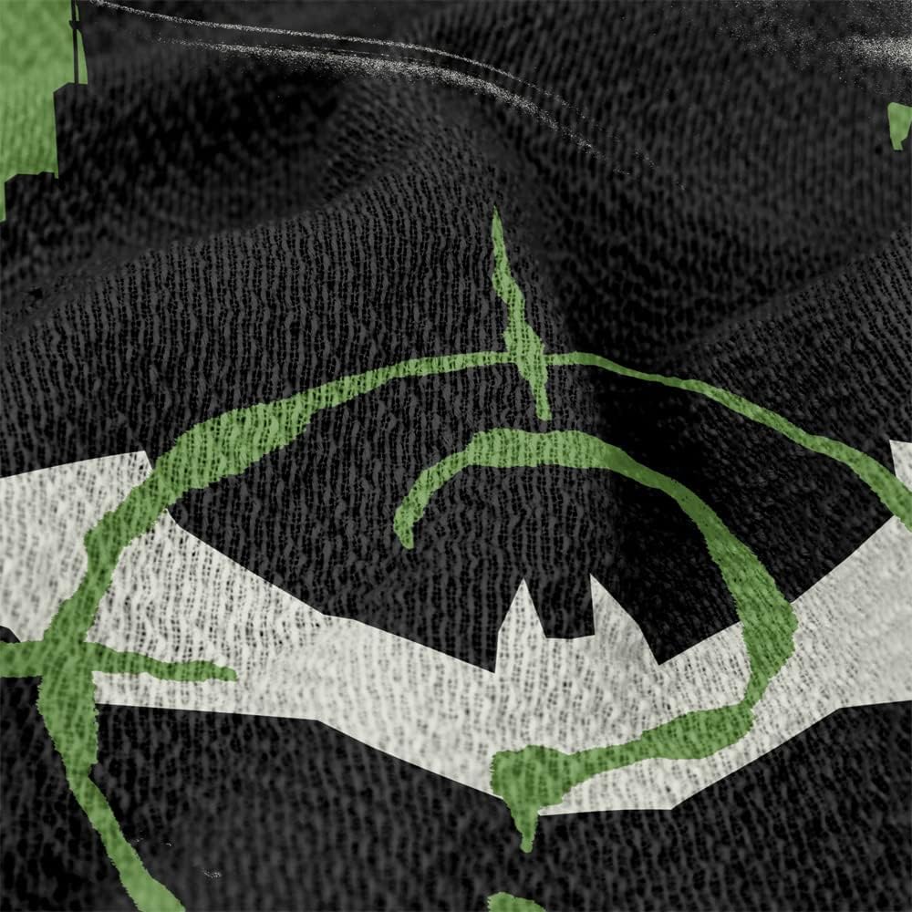 LOGOVISION The Batman (2022) Blanket, 50"x60" The Batman and The Riddler Mirrored Woven Tapestry Cotton Blend Fringed Throw