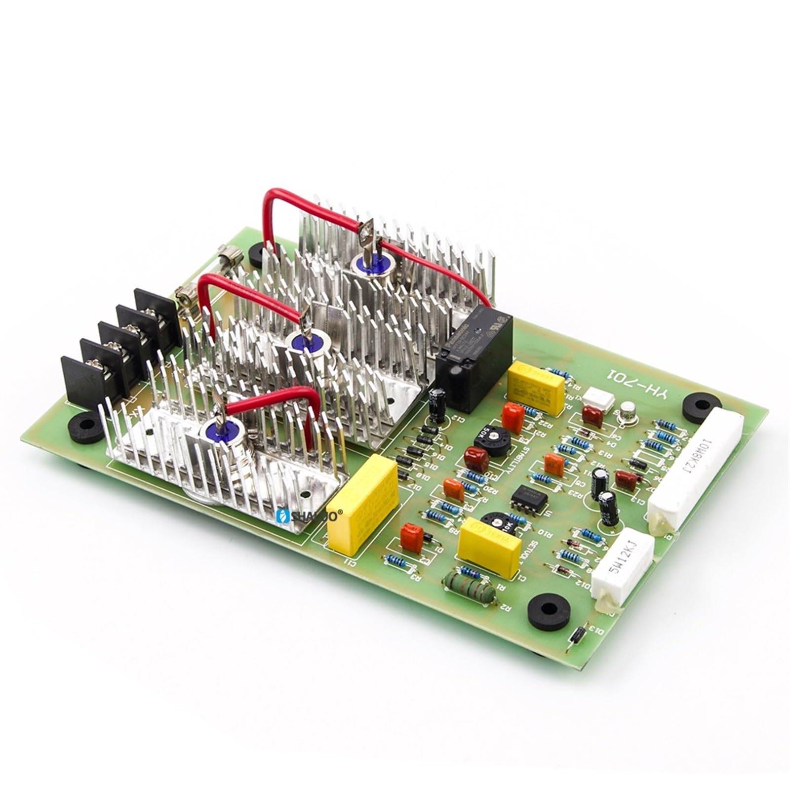 YH-701 Automatyczny regulator napięcia 701 703 704 PCB PC Board Generator Automatyczny regulator napięcia Stabilizator Moduł sterujący Części do uniwersalnych zespołów prądotwórczych (AVR 704)