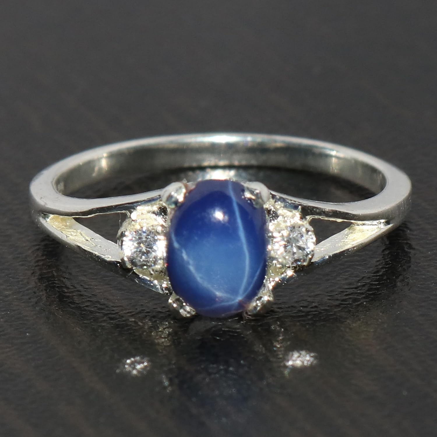 GEMHUB Oval Shape 3.7 Ct Triology Style Split Shank Natural Blue Star Sapphire 925 Sterling Silver Engagement Ring