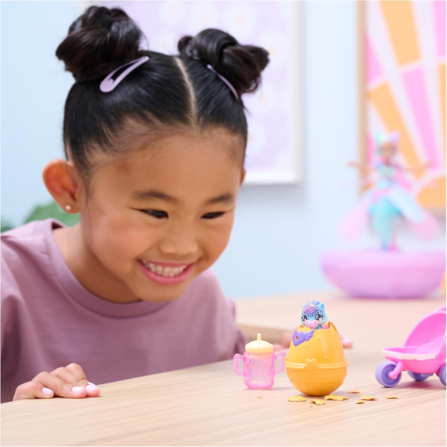 Hatchimals Alive, Hatch N’ Stroll Playset with Stroller Toy and 2 Mini Figures in Self-Hatching Eggs, Kids Toys for Girls and Boys Ages 3 and up