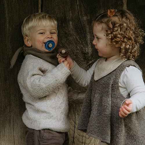 Miniatura 3 de FRIGG Paquete de 4 chupetes de goma natural Skyline Serenity, fabricados en Dinamarca, sin BPA (6-18 meses)