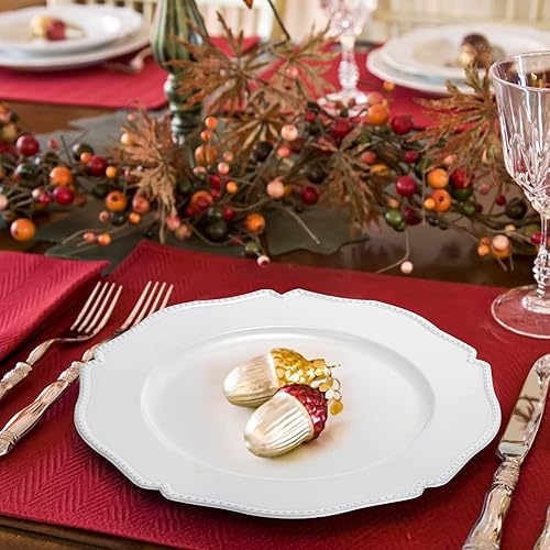 Miniatura 5 de Foraineam Paquete de 12 platos de carga blancos con borde de cuentas, cargadores redondos de plástico de 13 pulgadas, platos festoneados para mesas