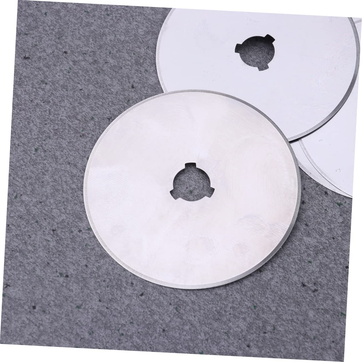 Operitacx 15piezas Cuchillas Circulares De Repuesto Para Cortadores Rotatorios Para Cortar Tela Papel y Cuero Con Estuche De Almacenamiento Plateado