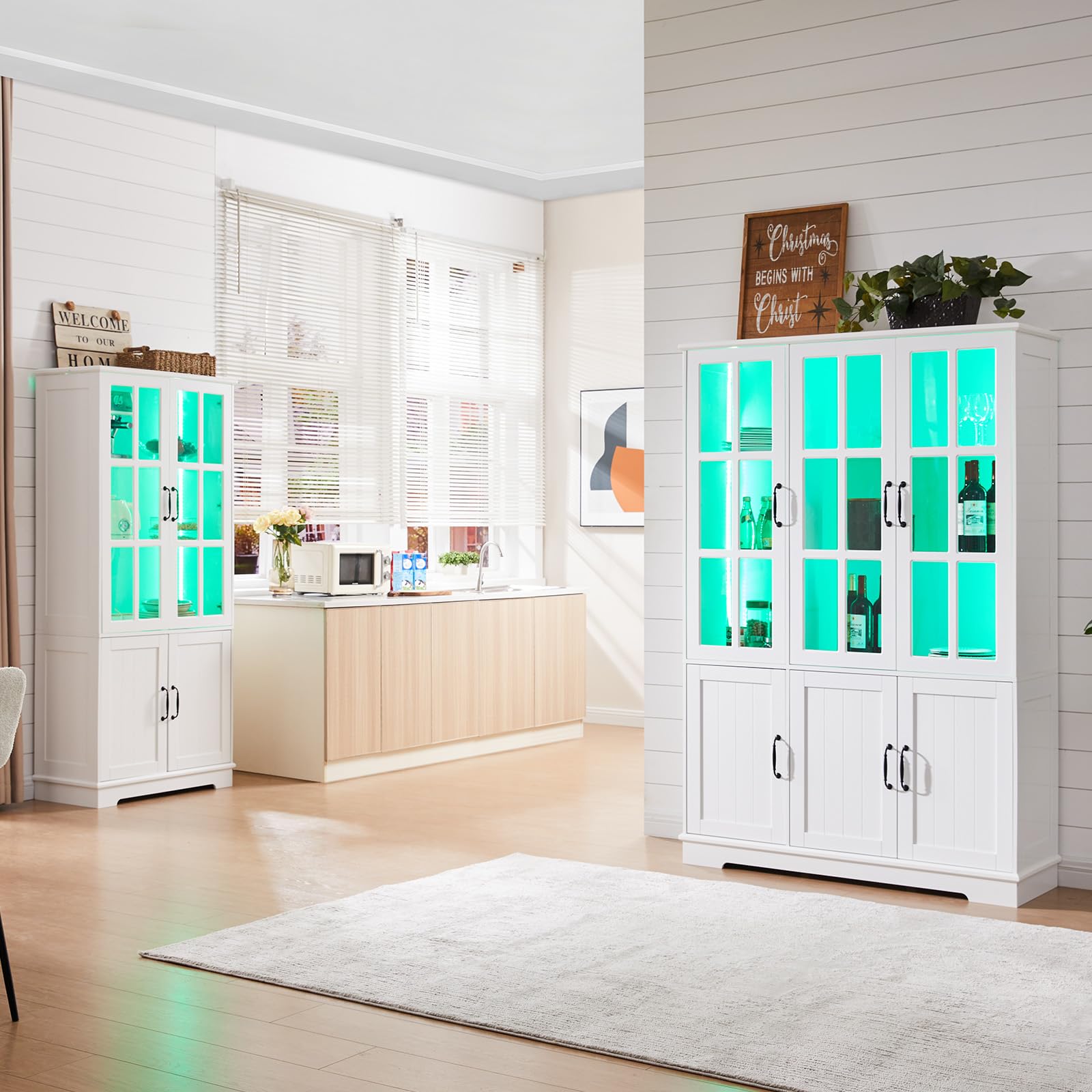 LUXOAK Armadio vetrina con illuminazione LED e maniglie retrò, armadio alto bianco 180 cm di altezza, 4 ante con finestre in acrilico e 5 ripiani, armadio moderno per soggiorno e cucina