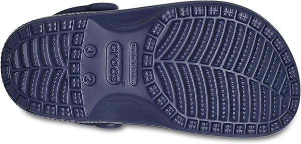 Crocs Crocs Unisex Kids Classic Clog KClogs in use