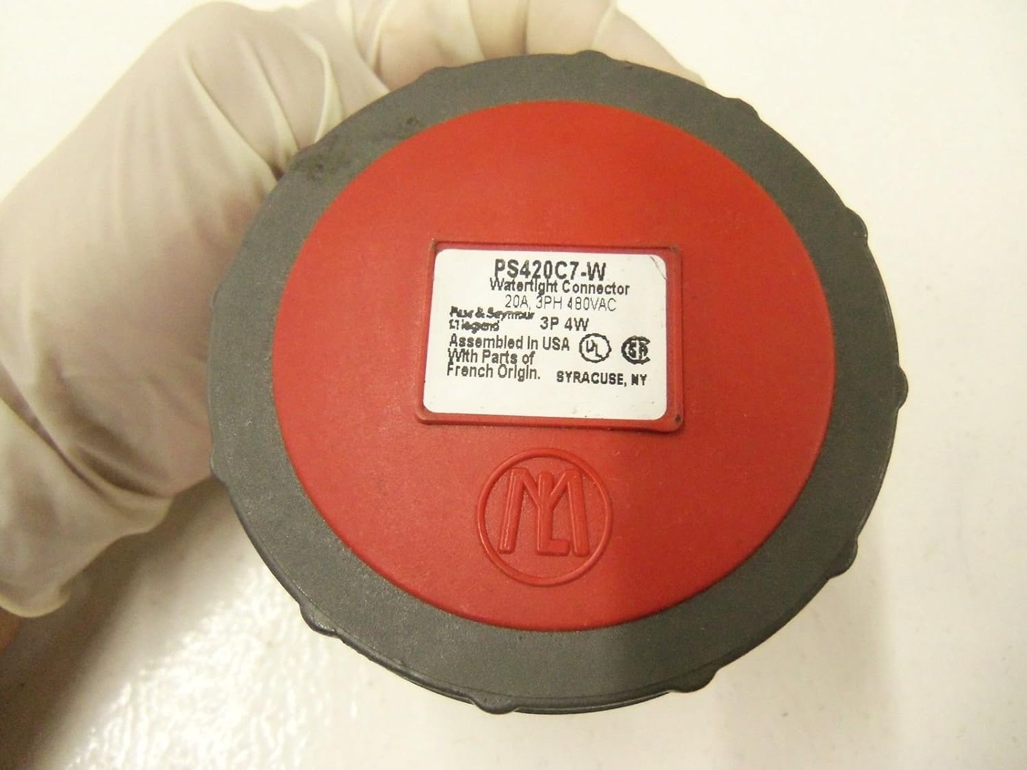 Legrand-Pass & Seymour PS420C7W Pass And Seymour- Ivory 1 Gang Duplex Receptacle Junior-Jumbo Plastic Wallplate