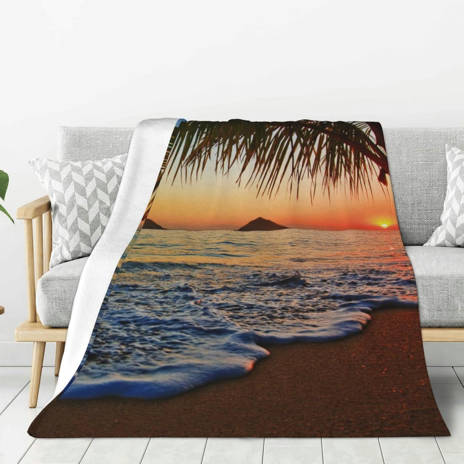 HGOD DESIGNS Pacific Sunrise at Lanikai Beach Throw Blanket