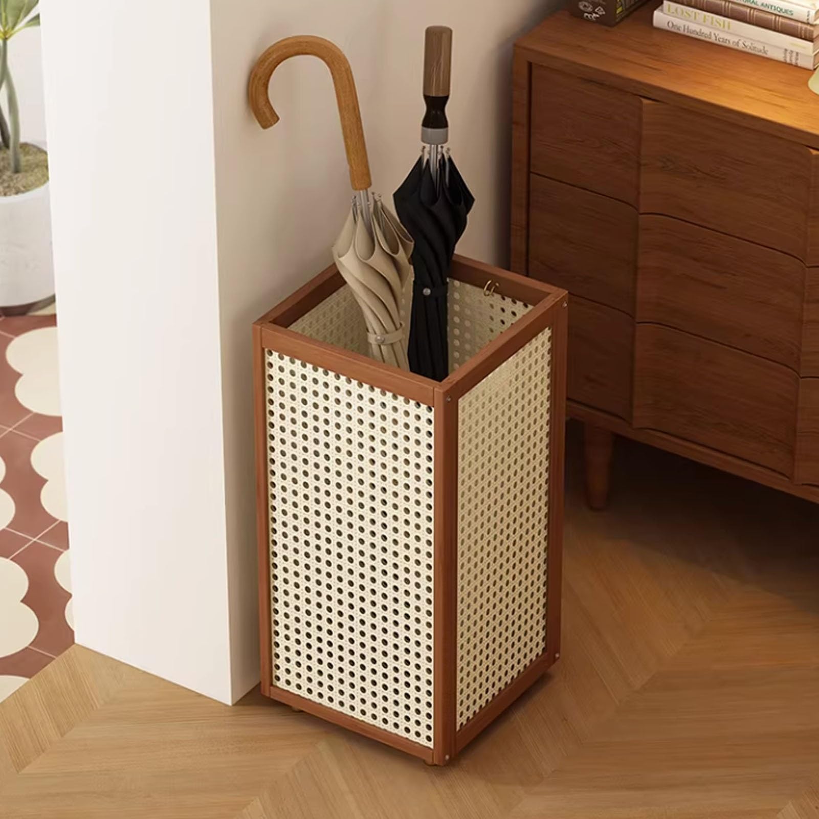 Porte-parapluies en rotin tressé marron panier pour entrée