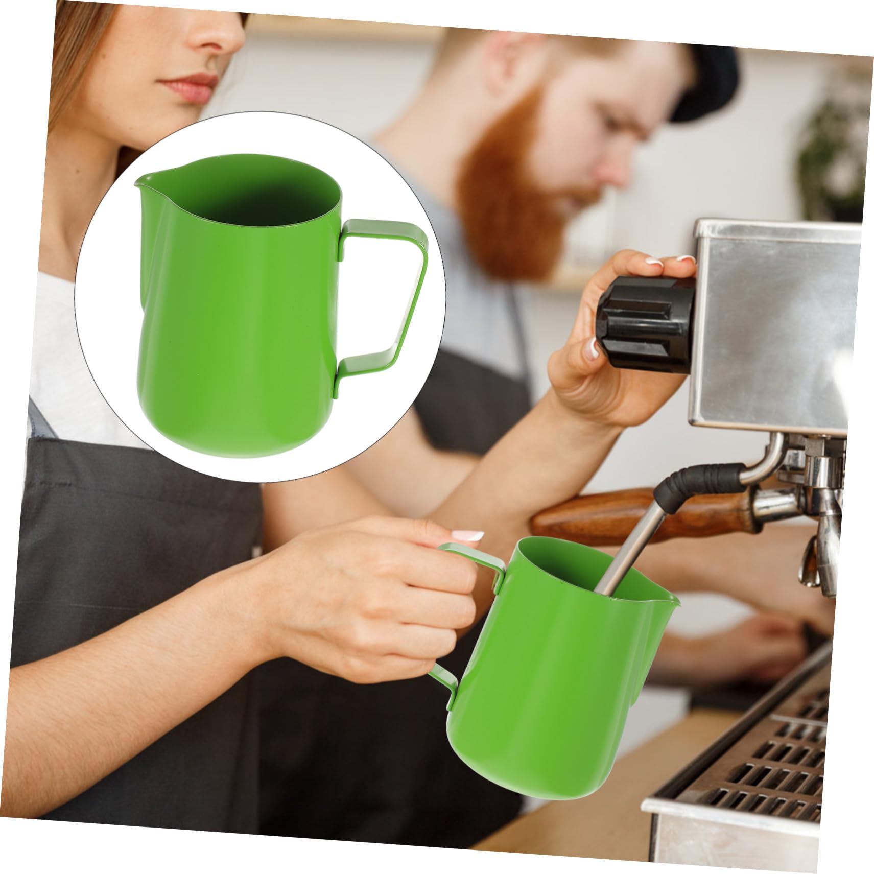 Jarra Espumadora de Leche de Acero Inoxidable con Diseño Antideslizante y Boquilla para Café Espresso Cappuccino y Arte Latte Color Verde Resistente y Fácil de Limpiar