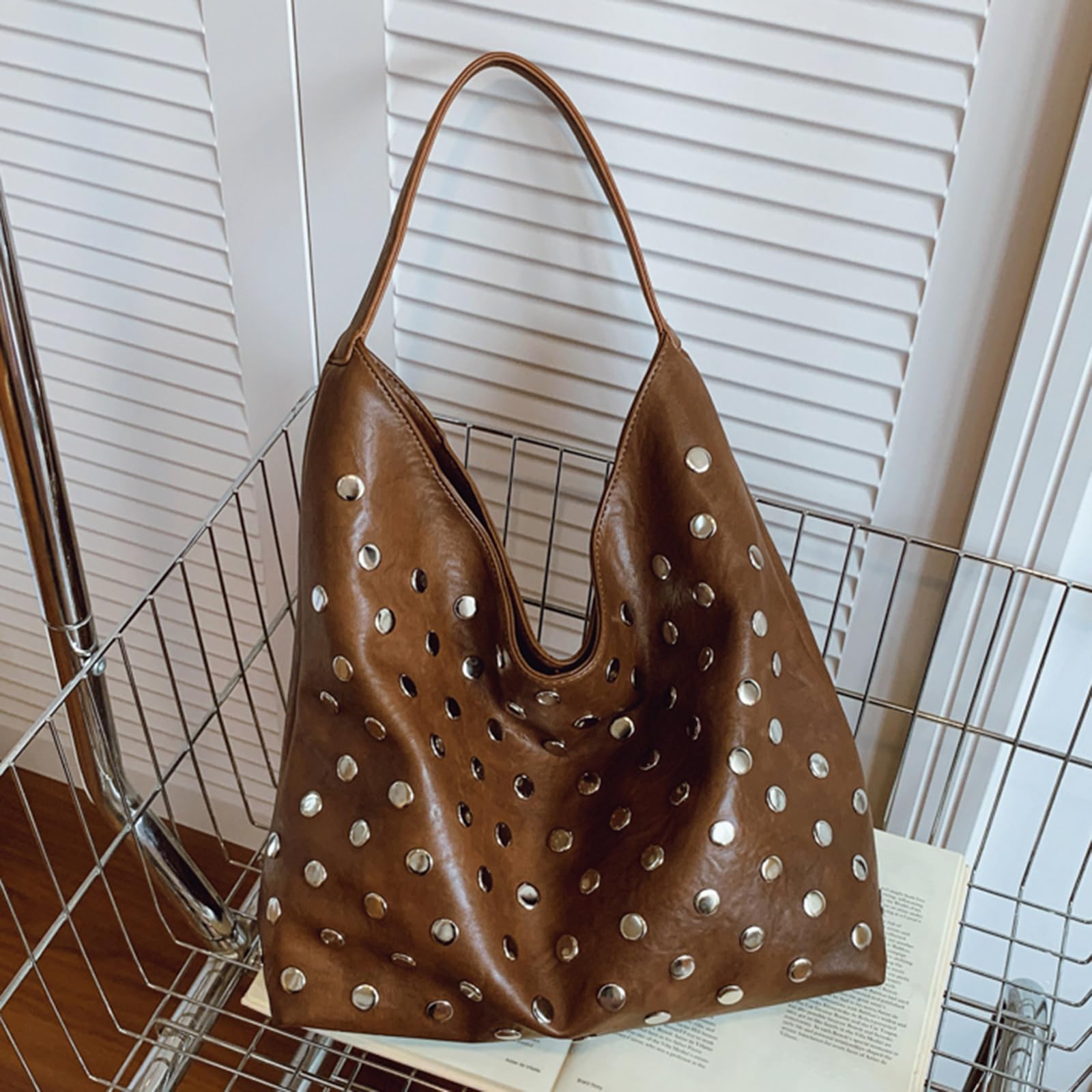 Bolso de mano de piel sintética para mujer con remaches, bolsa de hombro informal de gran capacidad para actividades diarias y salidas, Café 2 unidades, 460x280x220MM, Informal