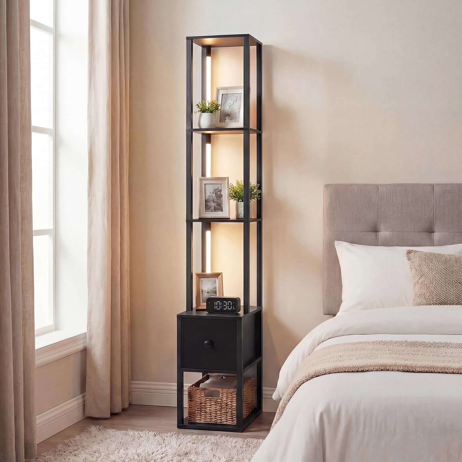 COSTWAY Lámpara de Pie con Estantes y Cajón, Lámpara de Pie Moderna con Mesa Auxiliar y Brillo Ajustable, Lampara de Esquina de Madera para Salón, Sofá, Dormitorio y Oficina, (Bombilla Incluida)