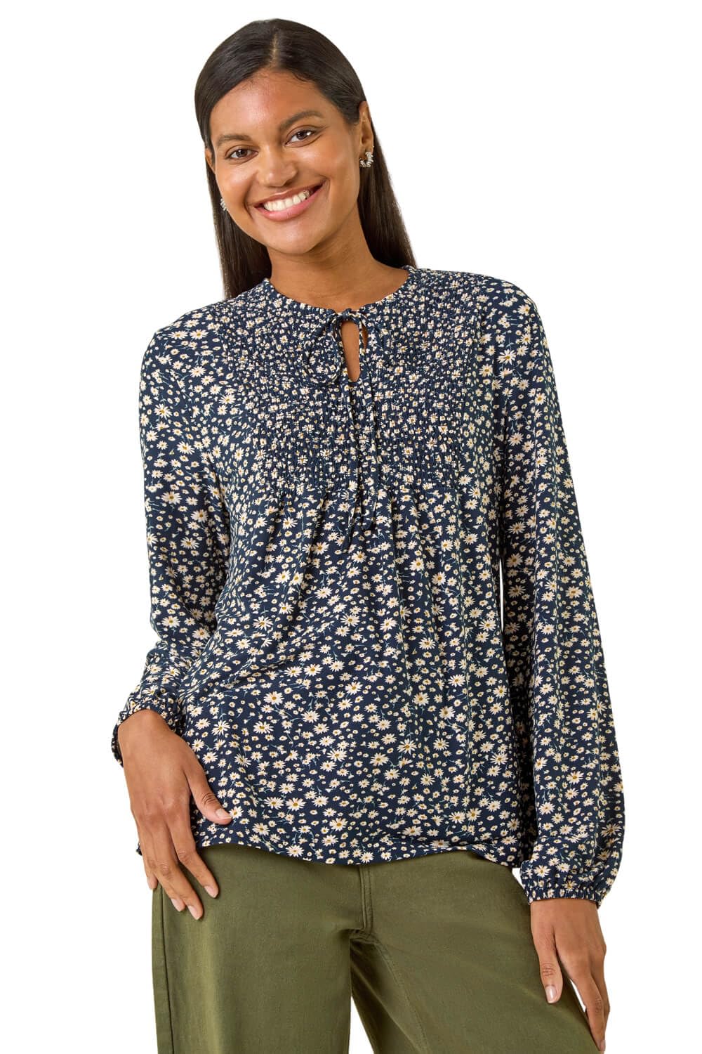 Roman Women's Navy Printed Shirred Tie Neck Top In Size 18