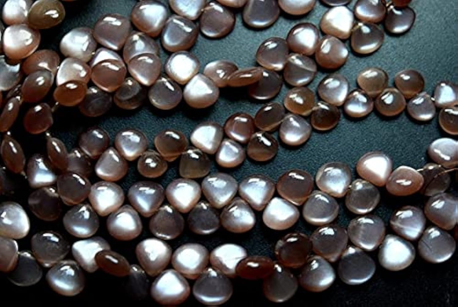 Pierre de lune chocolat en coeurs lisses AAA LKBEADS pour bijoux haute joaillerie