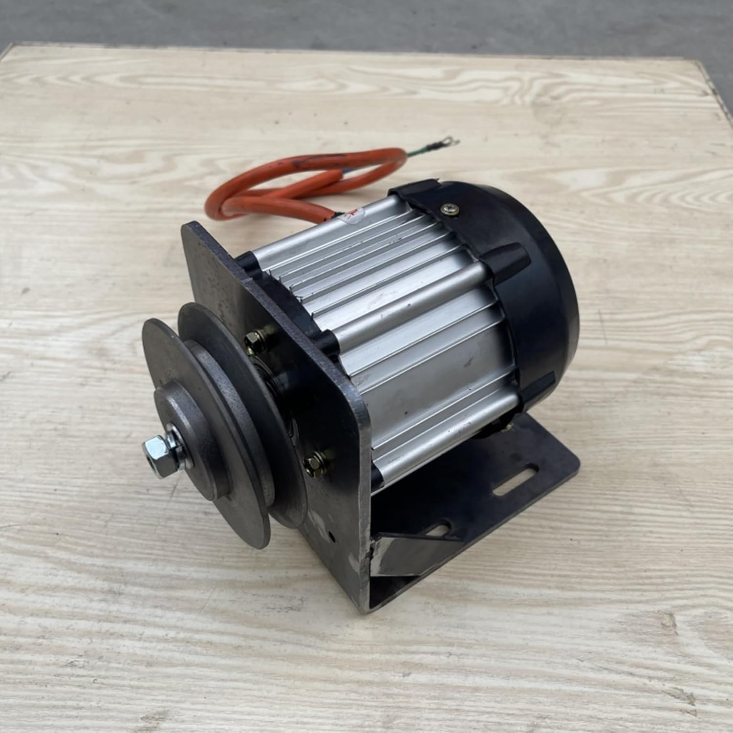 220V Permanent Magnet Brushless AC Generator 2000W/6000W – Copper Coil Micro Hydro Turbine Generator, Off-Grid Power Supply Compatible(3 kw)