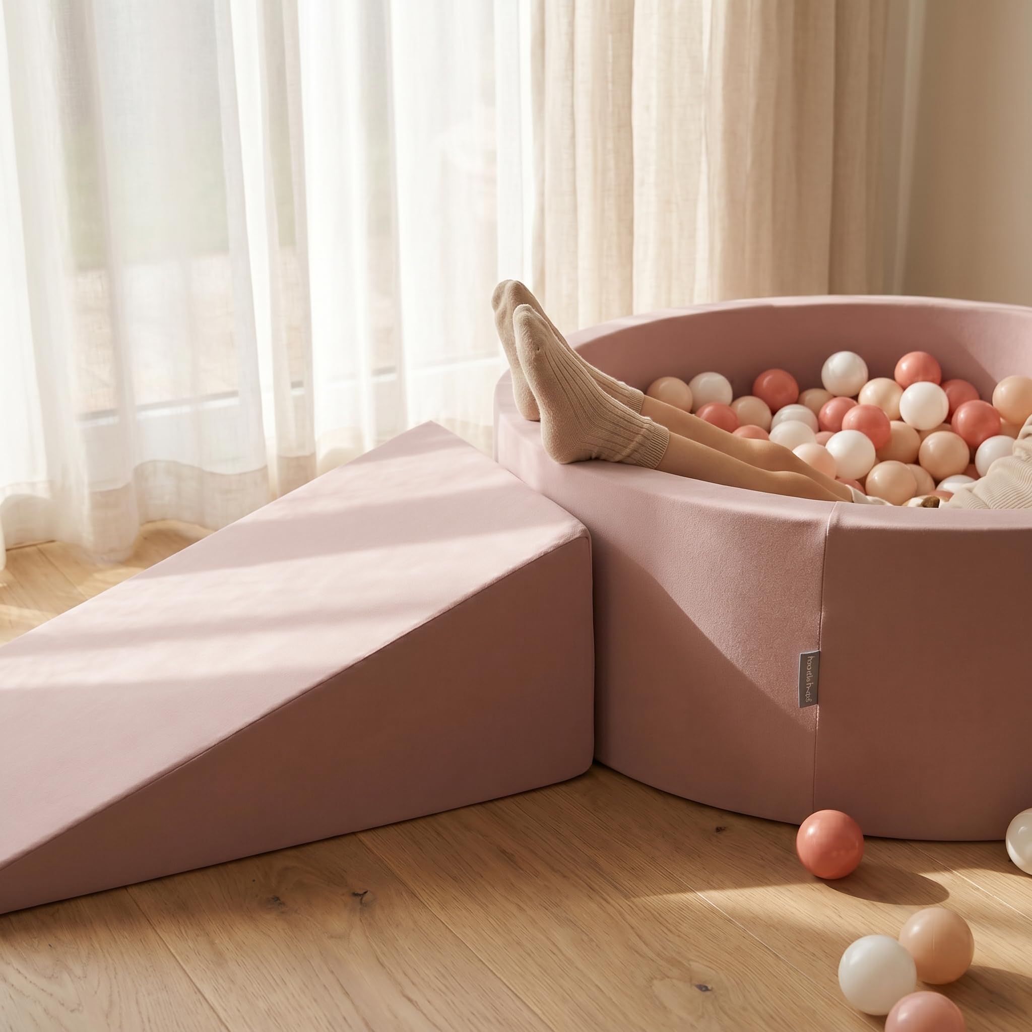KiddyMoon Area Giochi in Schiuma con Piscina di Palline 90x30cm e Rampa 100 Palline 7cm per Neonati e Bambini - Grigio Chiaro: Giallo Verde Blu Rosso Arancione