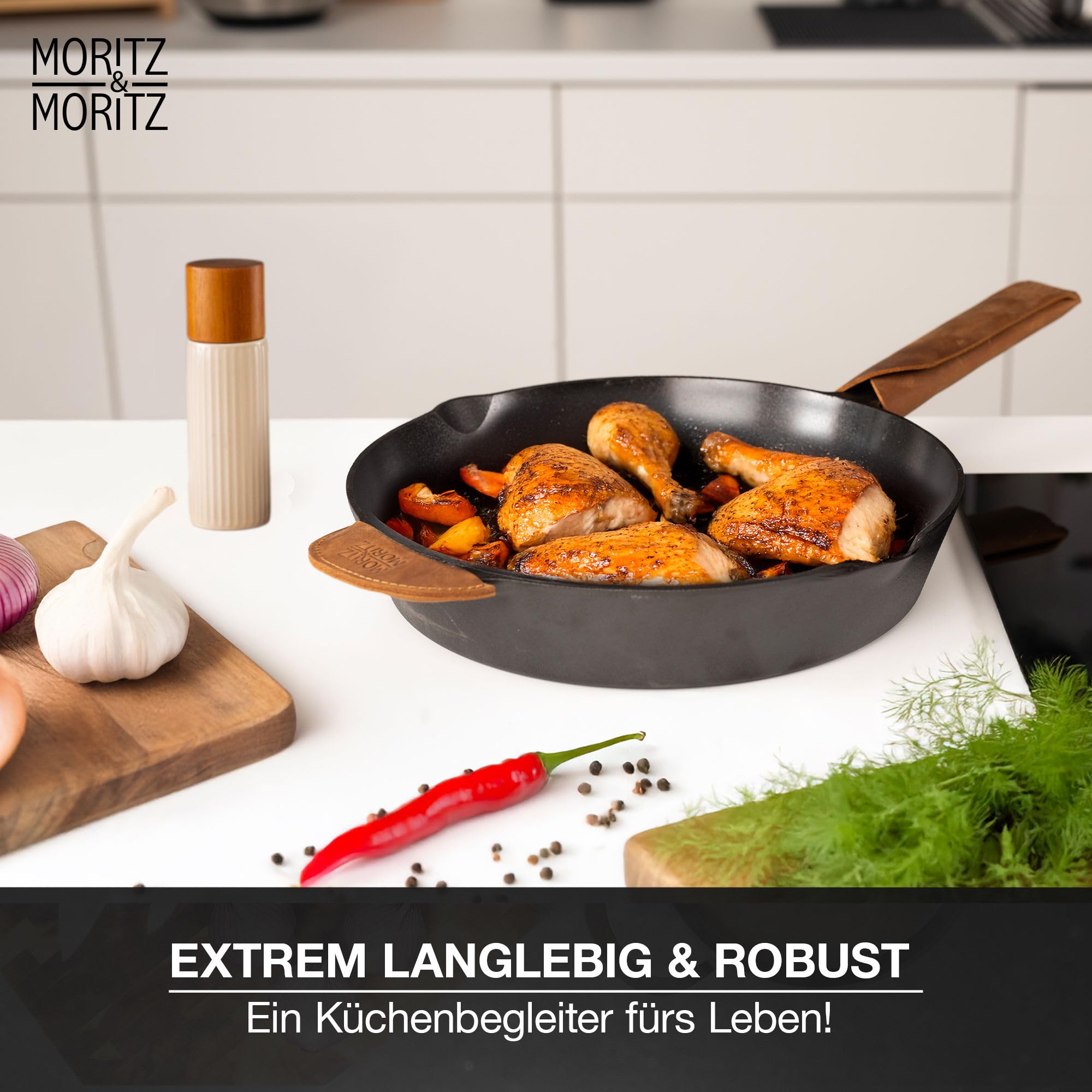 Moritz & Moritz Gusseisenpfanne Induktion 28 cm - Voreingebrannte Antihaft Pfanne Gusseisen Induktion für alle Herdarten, Ofen & Grill geeignet - Inkl. Pfannenwender - Cast Iron Pan Induction