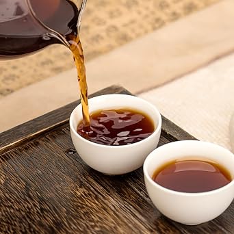 Teavivre Menghai Golden Buds Tribute Ripened Pu-erh Cake Tea (Fermented, Shou, 200g)