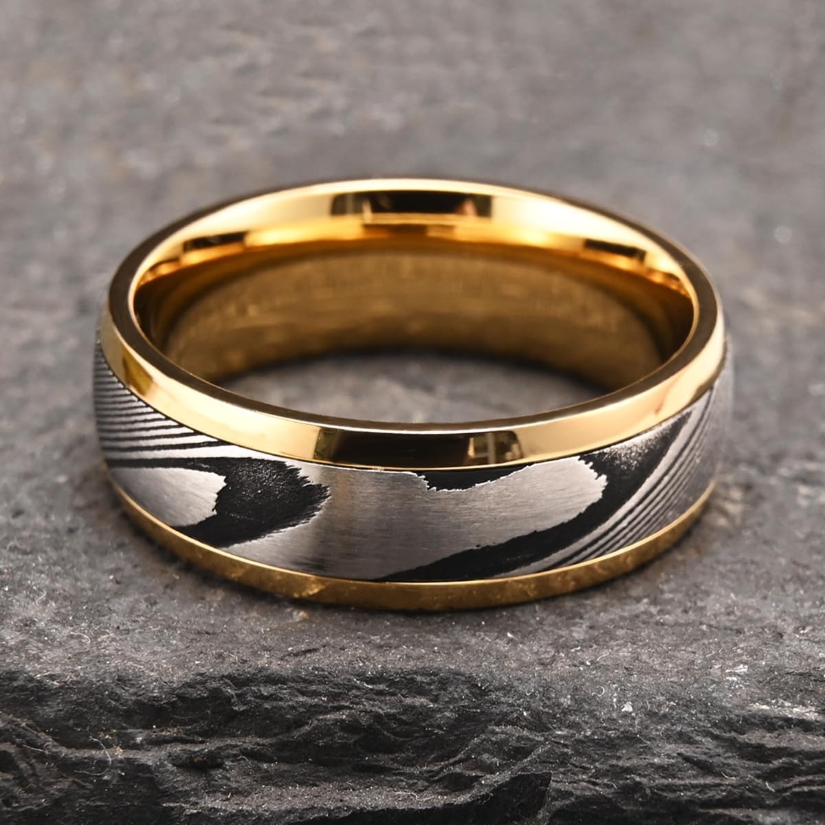 Golden Damascus steel rings for men and women men's engagement and wedding Bands with hand-forged textures stylish and unique Comfortable Suitable for Party Anniversaries